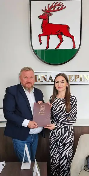 Awans zawodowy nauczycieli w Rzepinie – czworo pedagogów złożyło ślubowanie