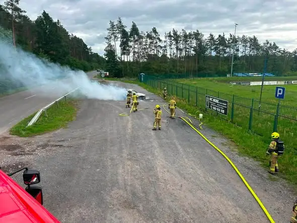 Interwencje OSP Rzepin: pożar auta, alarmy i pomoc jeżowi