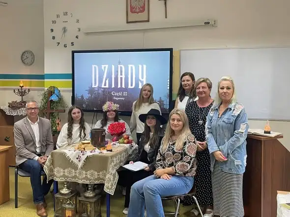 Narodowe Czytanie „Dziadów” cz. II w szkole w Górzycy