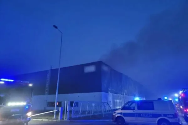Pożar hali magazynowej na Osiedlu Przemysłowym w Słubicach