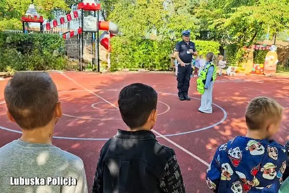 Policja ze Słubic uczy dzieci bezpieczeństwa