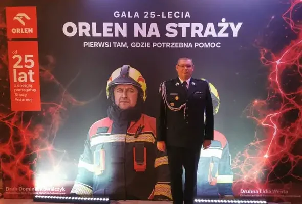 25 lat programu „ORLEN na straży” – gala w Teatrze Wielkim i grant dla strażaków