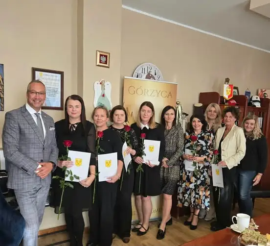 Dzień Edukacji Narodowej w Gminie Górzyca – nagrody dla nauczycieli i dyrektorów