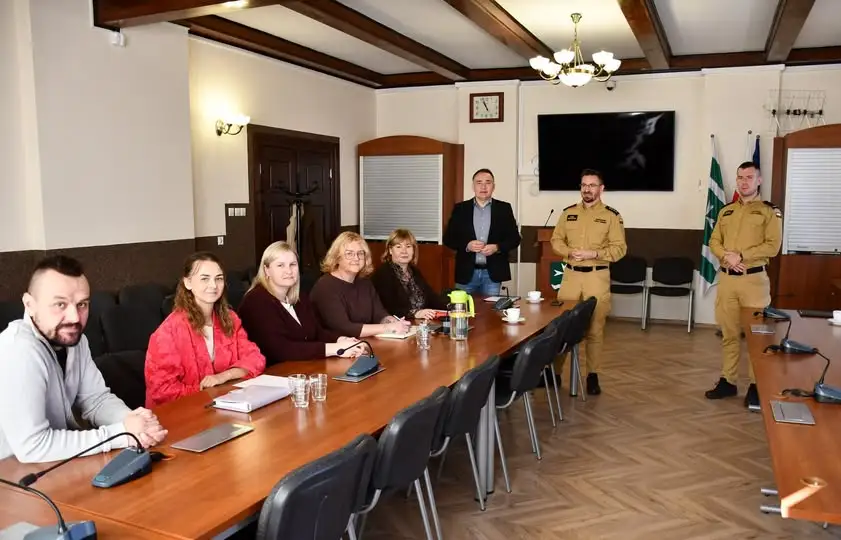 Cybinka: dyrektorzy szkół i żłobka szkolili się z reagowania na zagrożenia